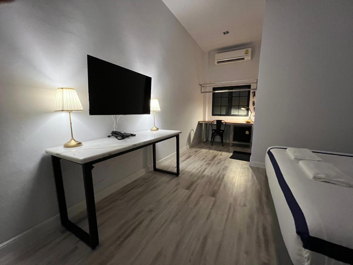Macchiato Resort Savannakhet Opposite Thai Embassy Екстериор снимка