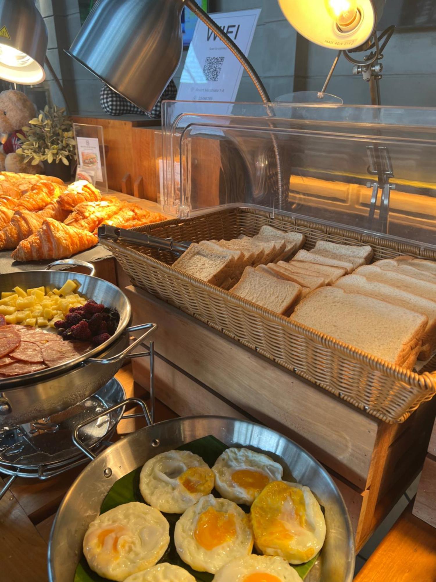 Macchiato Resort Savannakhet Opposite Thai Embassy Екстериор снимка