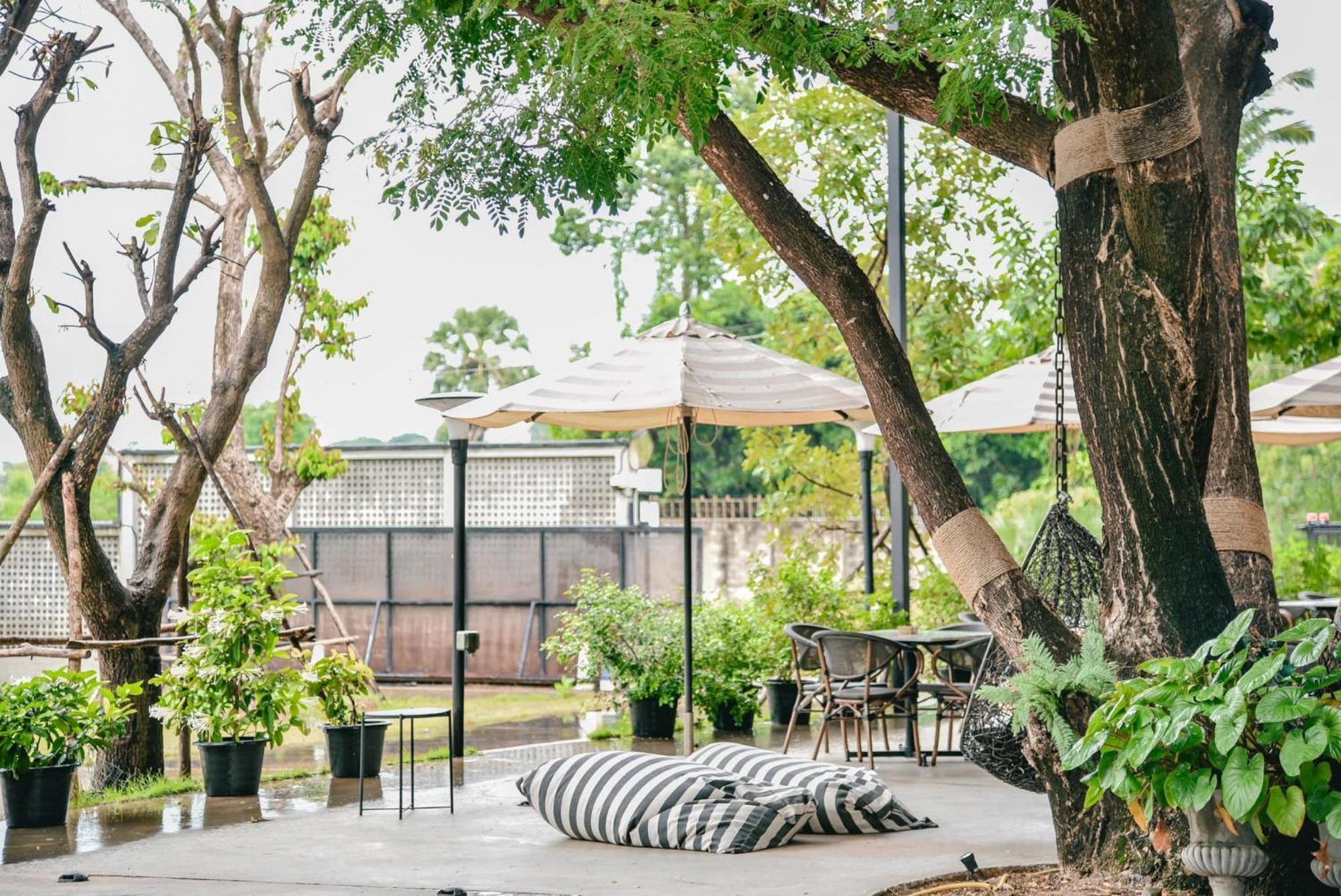 Macchiato Resort Savannakhet Opposite Thai Embassy Екстериор снимка